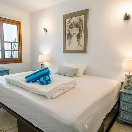 Апартаменти Puerto Cabopino