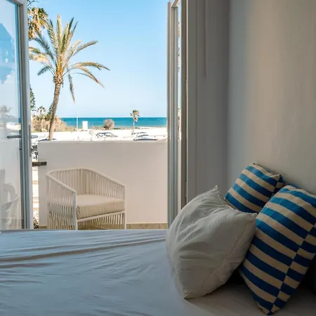 Puerto Cabopino Apartment *