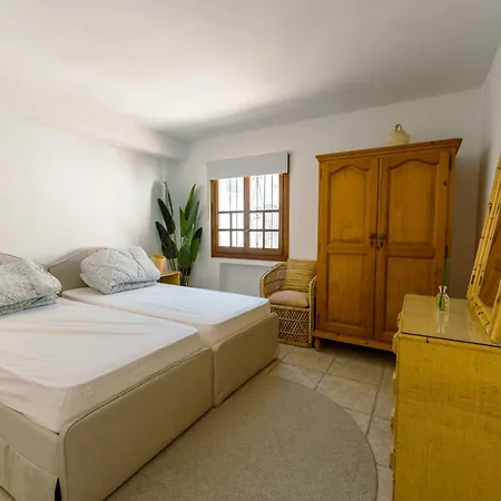 Puerto Cabopino Apartment