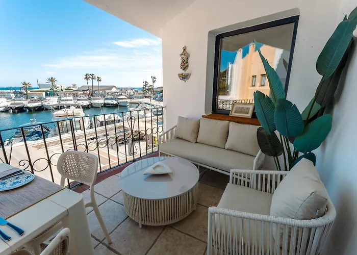 Puerto Cabopino Appartement *